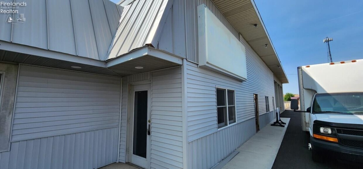 424 WENTZ Street, Tiffin, 44883, ,Commercial,For Sale,WENTZ,20261409