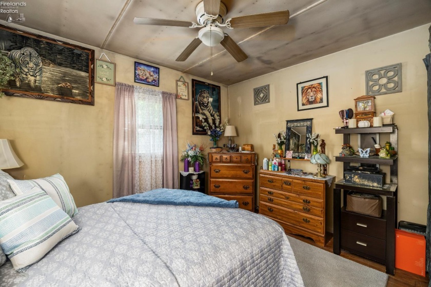 815 Edison Lane, Port Clinton, 43452, ,Multiple Units,For Sale,Edison,20261432