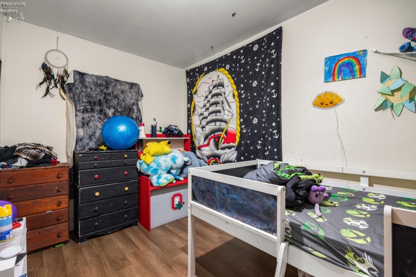 815 Edison Lane, Port Clinton, 43452, ,Multiple Units,For Sale,Edison,20261432