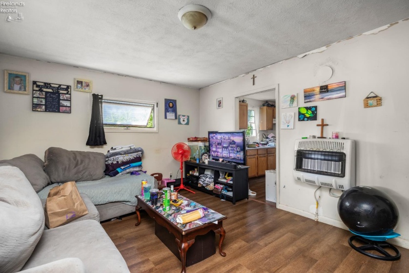 815 Edison Lane, Port Clinton, 43452, ,Multiple Units,For Sale,Edison,20261432