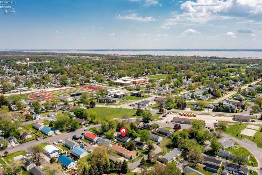 815 Edison Lane, Port Clinton, 43452, ,Multiple Units,For Sale,Edison,20261432