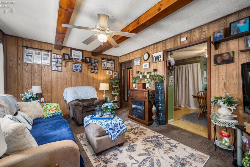 815 Edison Lane, Port Clinton, 43452, ,Multiple Units,For Sale,Edison,20261432