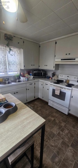 606 Oakland Avenue, Sandusky, 44870, 2 Bedrooms Bedrooms, ,1 BathroomBathrooms,Residential,For Sale,Oakland,20261389