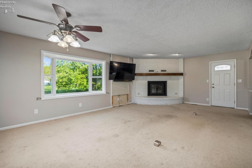 919 Fulton Street, Port Clinton, 43452, 3 Bedrooms Bedrooms, ,2 BathroomsBathrooms,Residential,For Sale,Fulton,20261421