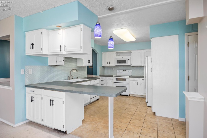 919 Fulton Street, Port Clinton, 43452, 3 Bedrooms Bedrooms, ,2 BathroomsBathrooms,Residential,For Sale,Fulton,20261421