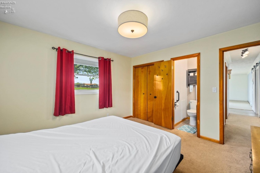 919 Fulton Street, Port Clinton, 43452, 3 Bedrooms Bedrooms, ,2 BathroomsBathrooms,Residential,For Sale,Fulton,20261421