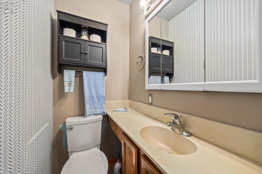 919 Fulton Street, Port Clinton, 43452, 3 Bedrooms Bedrooms, ,2 BathroomsBathrooms,Residential,For Sale,Fulton,20261421