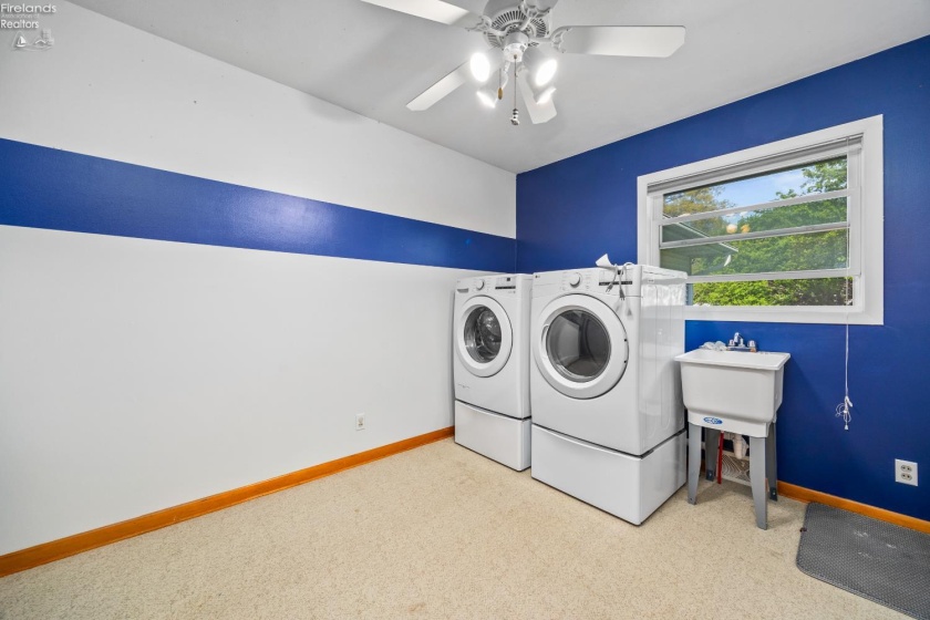 919 Fulton Street, Port Clinton, 43452, 3 Bedrooms Bedrooms, ,2 BathroomsBathrooms,Residential,For Sale,Fulton,20261421