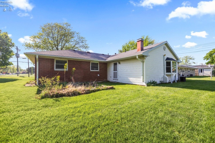 919 Fulton Street, Port Clinton, 43452, 3 Bedrooms Bedrooms, ,2 BathroomsBathrooms,Residential,For Sale,Fulton,20261421