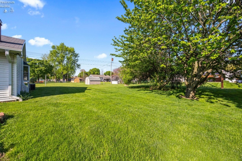 919 Fulton Street, Port Clinton, 43452, 3 Bedrooms Bedrooms, ,2 BathroomsBathrooms,Residential,For Sale,Fulton,20261421