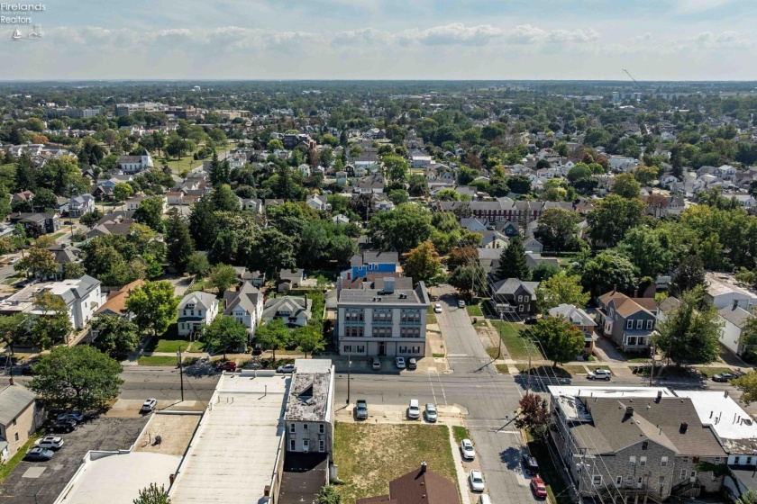 934 Washington Street, Sandusky, 44870, 3 Bedrooms Bedrooms, ,2 BathroomsBathrooms,Residential,For Sale,Washington,20261430