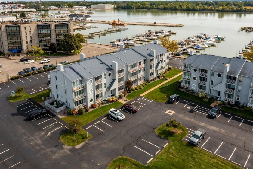 104 Clinton Reef Drive, Port Clinton, 43452, 2 Bedrooms Bedrooms, ,1 BathroomBathrooms,Residential,For Sale,Clinton Reef,20261353