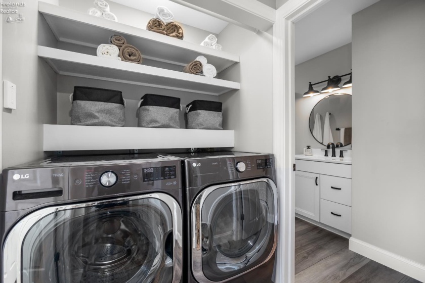 104 Clinton Reef Drive, Port Clinton, 43452, 2 Bedrooms Bedrooms, ,1 BathroomBathrooms,Residential,For Sale,Clinton Reef,20261353