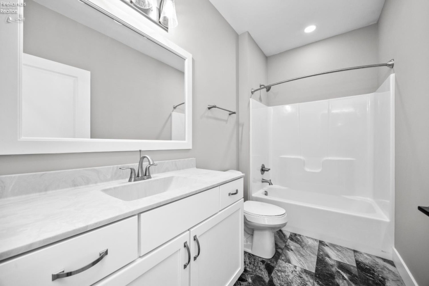 5409 Pintail Drive, Port Clinton, 43452, 3 Bedrooms Bedrooms, ,3 BathroomsBathrooms,Residential,For Sale,Pintail,20261422