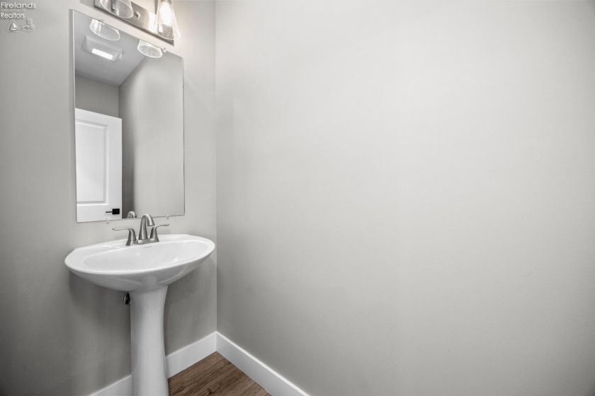 5409 Pintail Drive, Port Clinton, 43452, 3 Bedrooms Bedrooms, ,3 BathroomsBathrooms,Residential,For Sale,Pintail,20261422