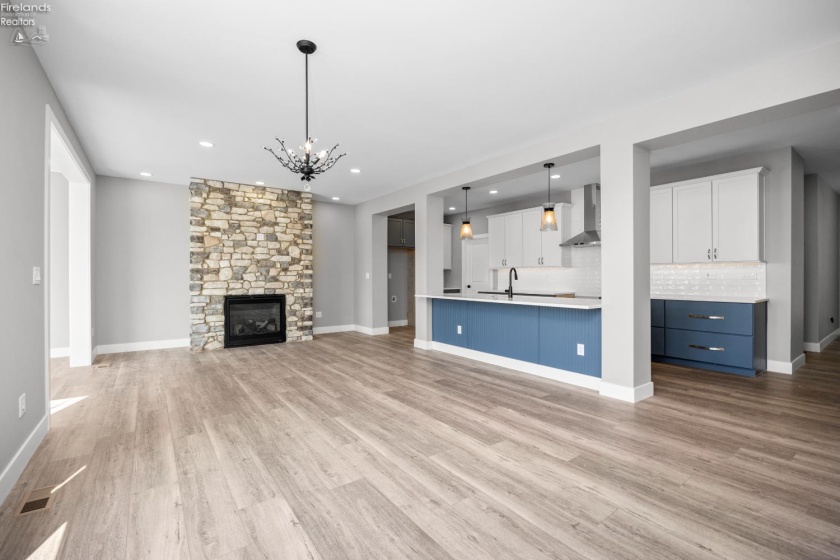 5409 Pintail Drive, Port Clinton, 43452, 3 Bedrooms Bedrooms, ,3 BathroomsBathrooms,Residential,For Sale,Pintail,20261422