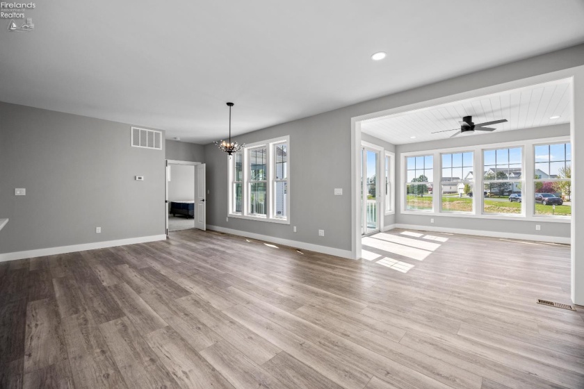 5409 Pintail Drive, Port Clinton, 43452, 3 Bedrooms Bedrooms, ,3 BathroomsBathrooms,Residential,For Sale,Pintail,20261422