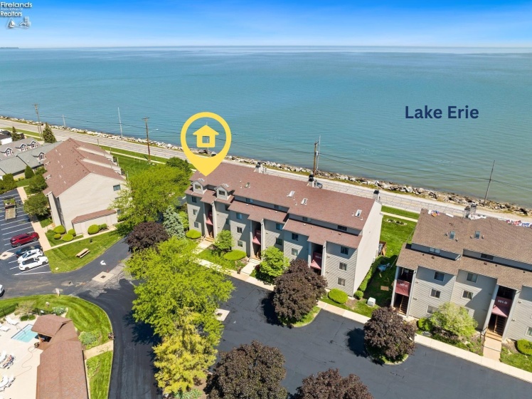 503 Lakeshore Drive, Port Clinton, 43452, 2 Bedrooms Bedrooms, ,2 BathroomsBathrooms,Residential,For Sale,Lakeshore,20254184