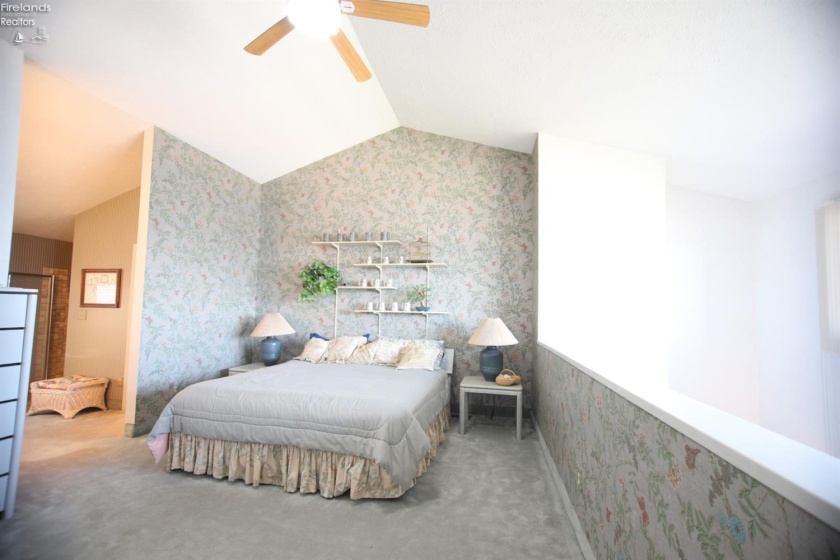 503 Lakeshore Drive, Port Clinton, 43452, 2 Bedrooms Bedrooms, ,2 BathroomsBathrooms,Residential,For Sale,Lakeshore,20254184