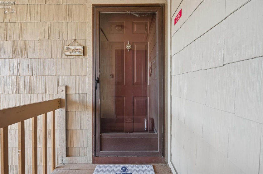 503 Lakeshore Drive, Port Clinton, 43452, 2 Bedrooms Bedrooms, ,2 BathroomsBathrooms,Residential,For Sale,Lakeshore,20254184