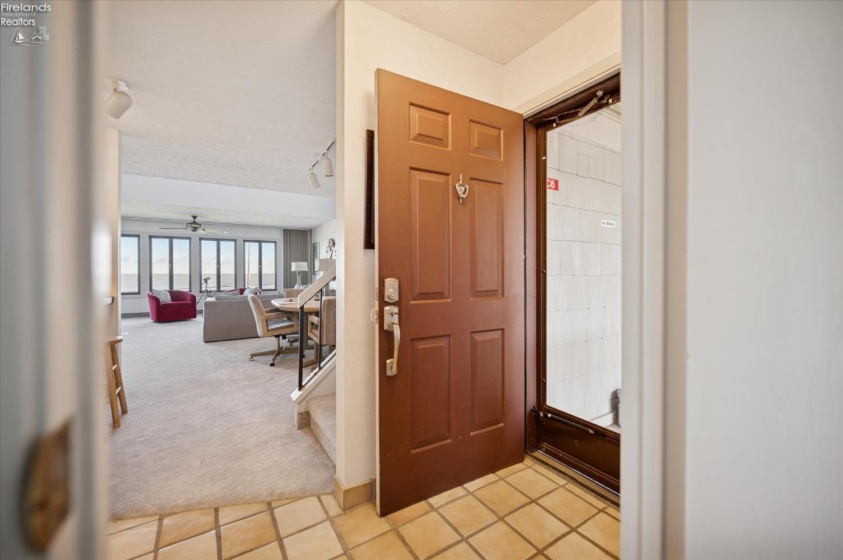 503 Lakeshore Drive, Port Clinton, 43452, 2 Bedrooms Bedrooms, ,2 BathroomsBathrooms,Residential,For Sale,Lakeshore,20254184