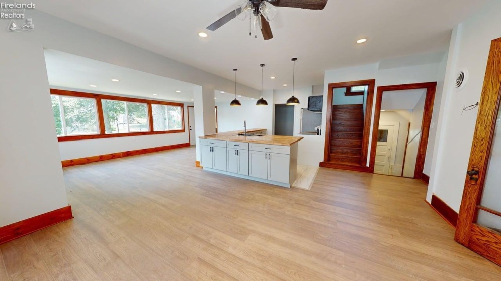 1021 Sandusky Street, Bucyrus, 44820, 4 Bedrooms Bedrooms, ,3 BathroomsBathrooms,Residential,For Sale,Sandusky,20261461