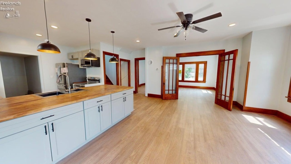 1021 Sandusky Street, Bucyrus, 44820, 4 Bedrooms Bedrooms, ,3 BathroomsBathrooms,Residential,For Sale,Sandusky,20261461