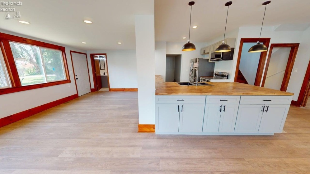 1021 Sandusky Street, Bucyrus, 44820, 4 Bedrooms Bedrooms, ,3 BathroomsBathrooms,Residential,For Sale,Sandusky,20261461