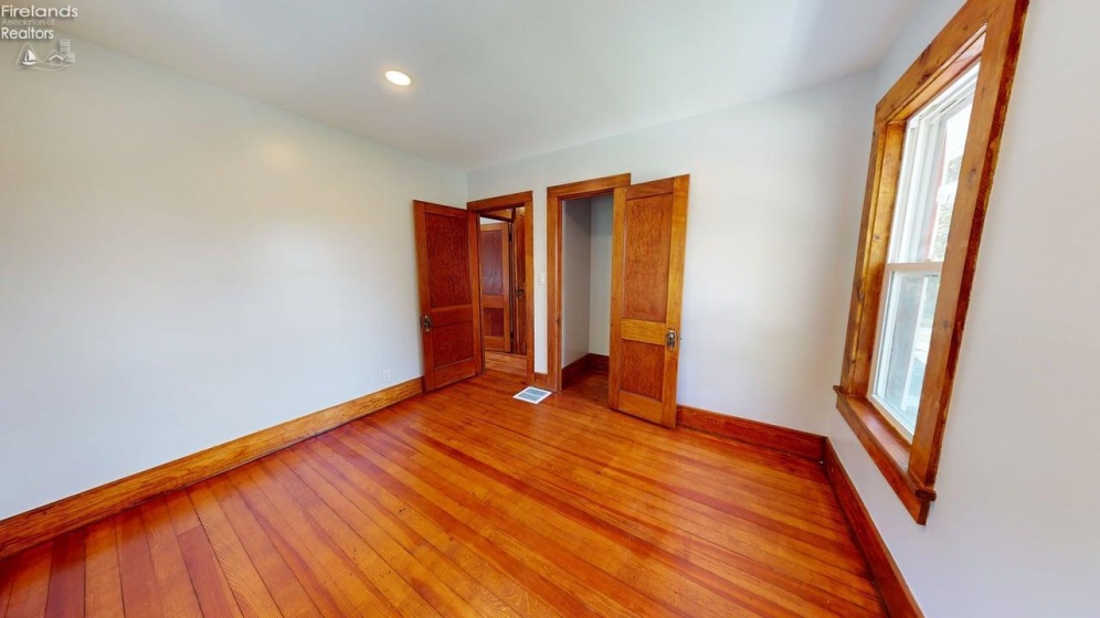 1021 Sandusky Street, Bucyrus, 44820, 4 Bedrooms Bedrooms, ,3 BathroomsBathrooms,Residential,For Sale,Sandusky,20261461