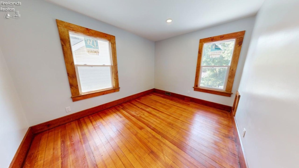 1021 Sandusky Street, Bucyrus, 44820, 4 Bedrooms Bedrooms, ,3 BathroomsBathrooms,Residential,For Sale,Sandusky,20261461