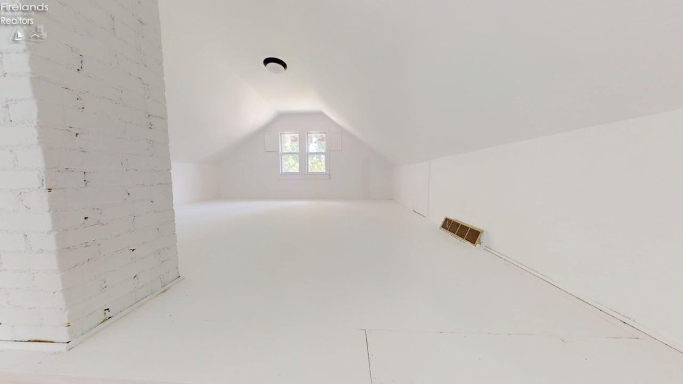 1021 Sandusky Street, Bucyrus, 44820, 4 Bedrooms Bedrooms, ,3 BathroomsBathrooms,Residential,For Sale,Sandusky,20261461