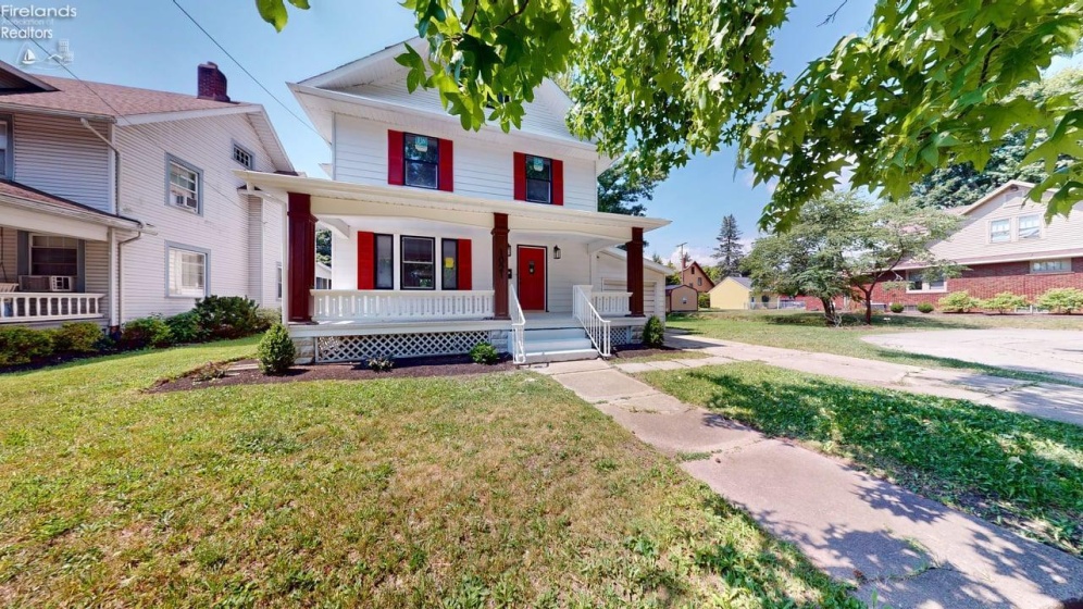 1021 Sandusky Street, Bucyrus, 44820, 4 Bedrooms Bedrooms, ,3 BathroomsBathrooms,Residential,For Sale,Sandusky,20261461