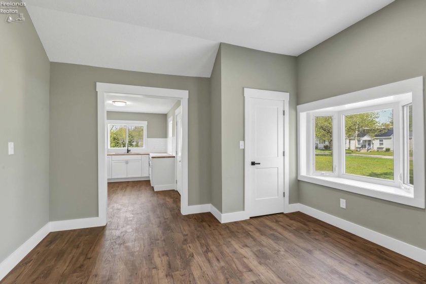 506 Washington Street, Port Clinton, 43452, 2 Bedrooms Bedrooms, ,1 BathroomBathrooms,Residential,For Sale,Washington,20261400