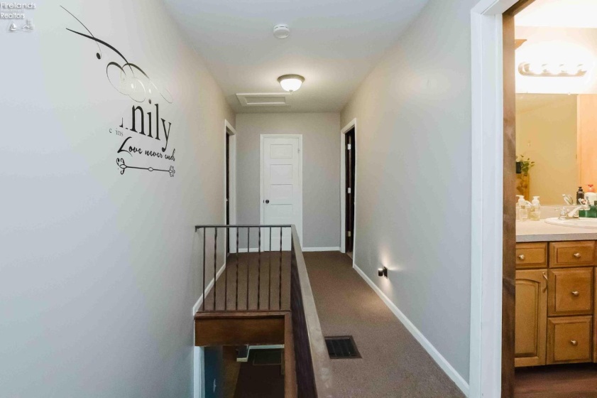 136 Lincoln Street, Lindsey, 43442, 4 Bedrooms Bedrooms, ,2 BathroomsBathrooms,Residential,For Sale,Lincoln,20261469