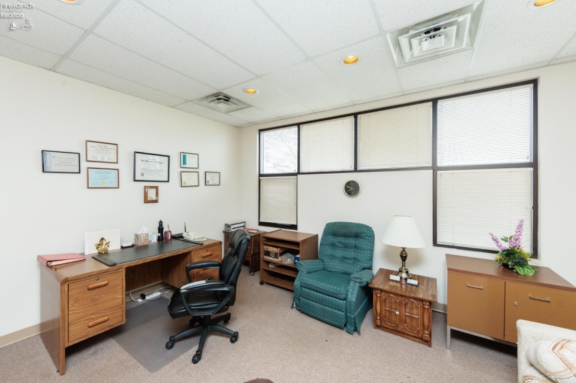 5321 Meadow Lane Court, Sheffield Village, 44035, ,Commercial,For Sale,Meadow Lane Court,20261465