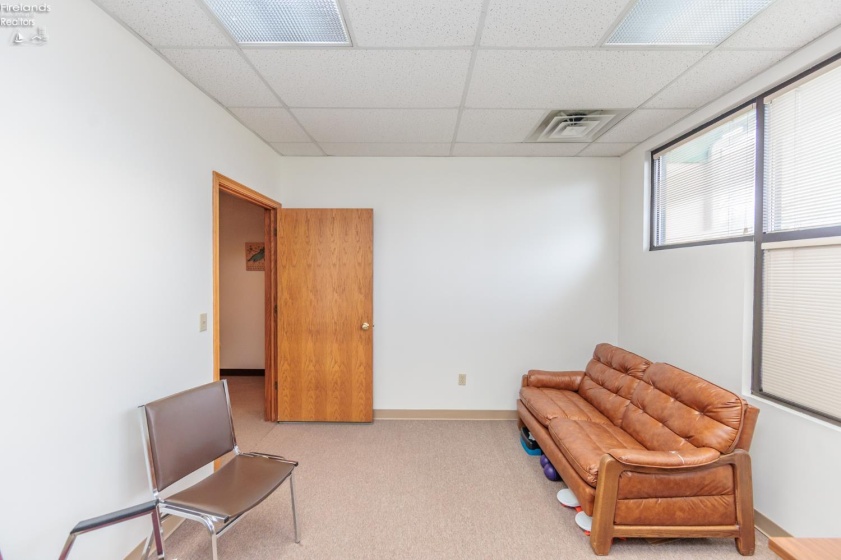 5321 Meadow Lane Court, Sheffield Village, 44035, ,Commercial,For Sale,Meadow Lane Court,20261465