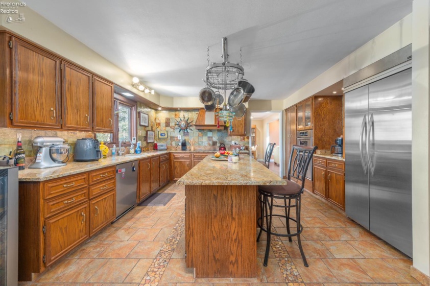 6880 Cliffside, Vermilion, 44089, 4 Bedrooms Bedrooms, ,4 BathroomsBathrooms,Residential,For Sale,Cliffside,20261468