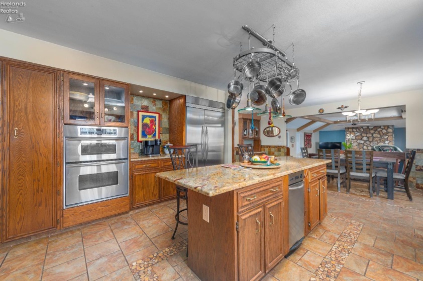 6880 Cliffside, Vermilion, 44089, 4 Bedrooms Bedrooms, ,4 BathroomsBathrooms,Residential,For Sale,Cliffside,20261468