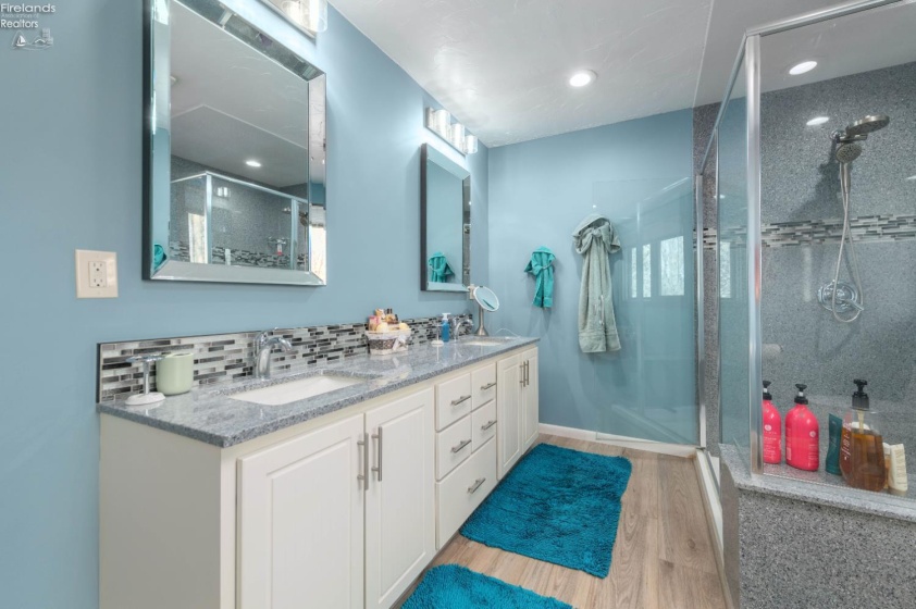 6880 Cliffside, Vermilion, 44089, 4 Bedrooms Bedrooms, ,4 BathroomsBathrooms,Residential,For Sale,Cliffside,20261468