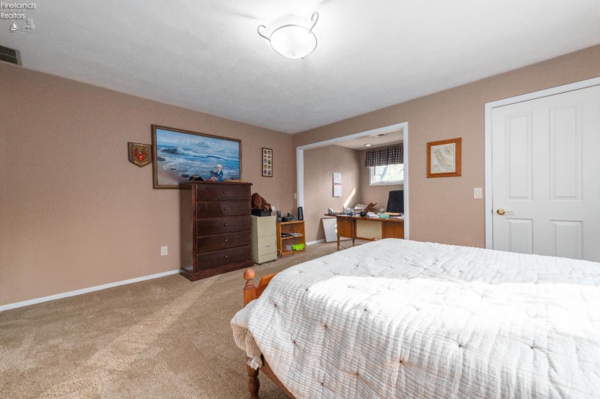 6880 Cliffside, Vermilion, 44089, 4 Bedrooms Bedrooms, ,4 BathroomsBathrooms,Residential,For Sale,Cliffside,20261468