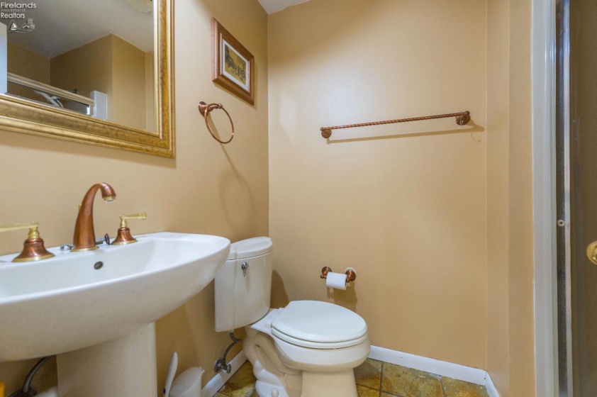 6880 Cliffside, Vermilion, 44089, 4 Bedrooms Bedrooms, ,4 BathroomsBathrooms,Residential,For Sale,Cliffside,20261468