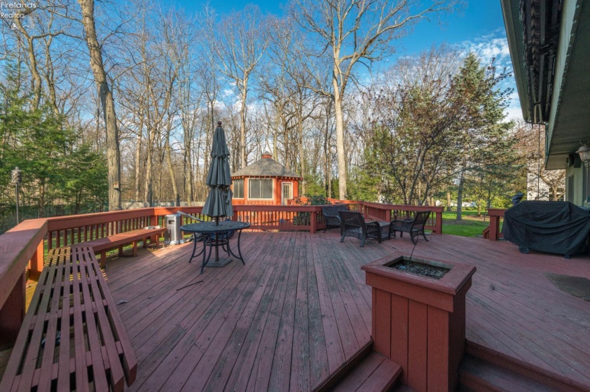 6880 Cliffside, Vermilion, 44089, 4 Bedrooms Bedrooms, ,4 BathroomsBathrooms,Residential,For Sale,Cliffside,20261468