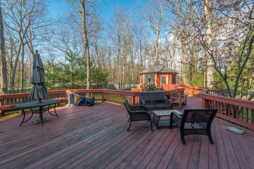 6880 Cliffside, Vermilion, 44089, 4 Bedrooms Bedrooms, ,4 BathroomsBathrooms,Residential,For Sale,Cliffside,20261468