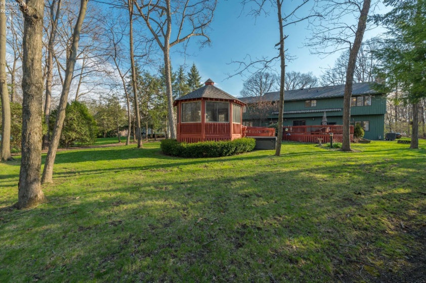 6880 Cliffside, Vermilion, 44089, 4 Bedrooms Bedrooms, ,4 BathroomsBathrooms,Residential,For Sale,Cliffside,20261468