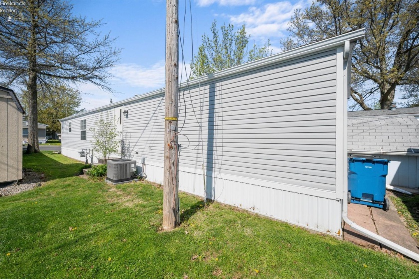 8175 North Shore Boulevard, Marblehead, 43440, 2 Bedrooms Bedrooms, ,2 BathroomsBathrooms,Residential,For Sale,North Shore,20261384