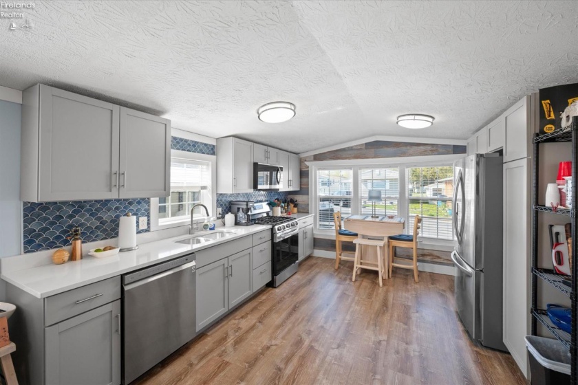 8175 North Shore Boulevard, Marblehead, 43440, 2 Bedrooms Bedrooms, ,2 BathroomsBathrooms,Residential,For Sale,North Shore,20261384