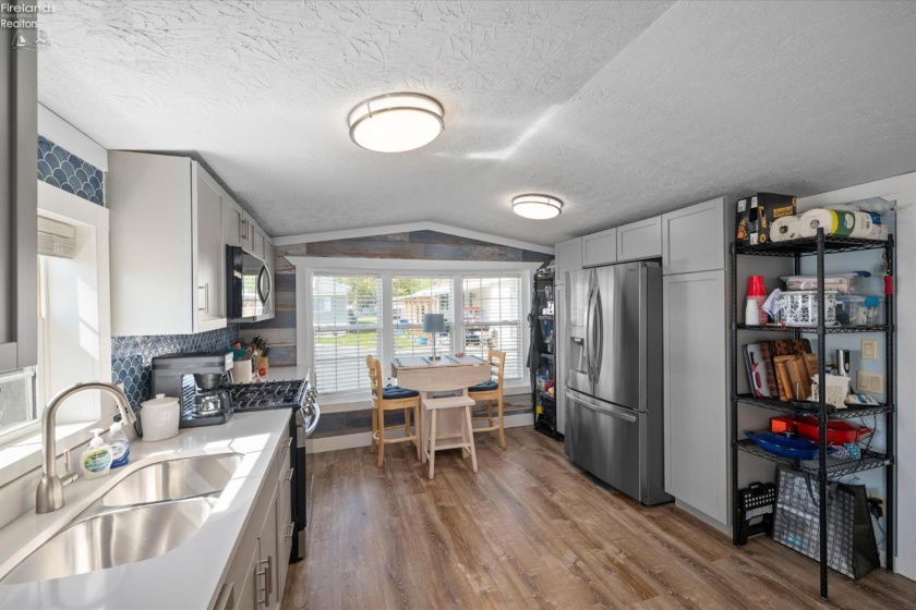 8175 North Shore Boulevard, Marblehead, 43440, 2 Bedrooms Bedrooms, ,2 BathroomsBathrooms,Residential,For Sale,North Shore,20261384