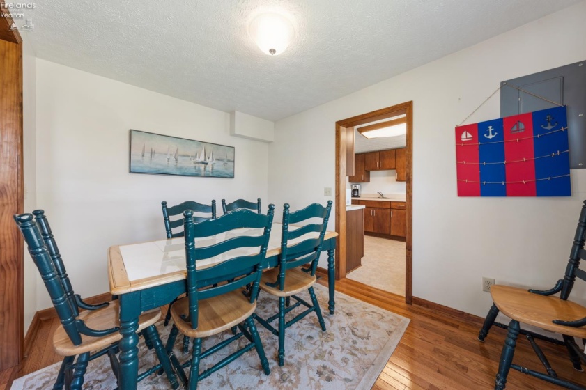 16 Oakwood Avenue, Huron, 44839, 3 Bedrooms Bedrooms, ,2 BathroomsBathrooms,Residential,For Sale,Oakwood,20261470