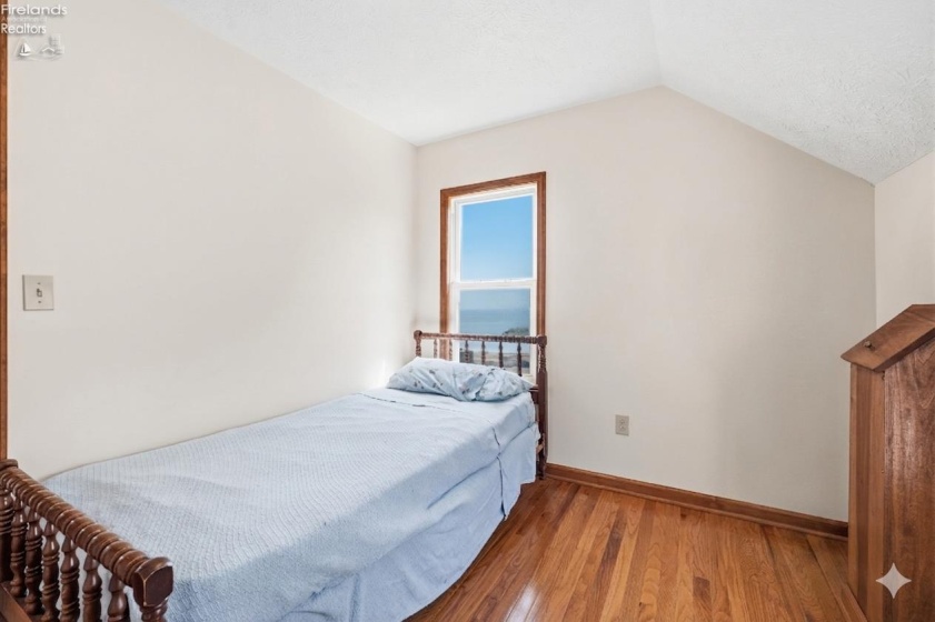 16 Oakwood Avenue, Huron, 44839, 3 Bedrooms Bedrooms, ,2 BathroomsBathrooms,Residential,For Sale,Oakwood,20261470