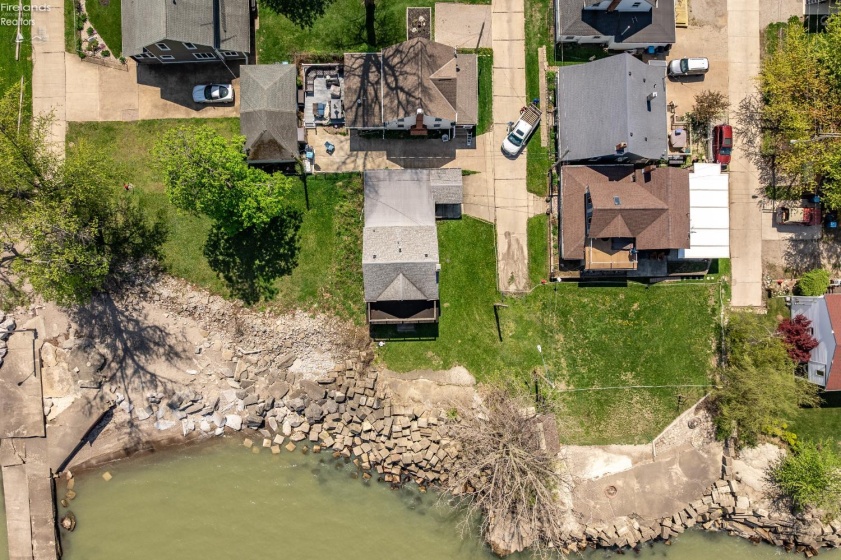 16 Oakwood Avenue, Huron, 44839, 3 Bedrooms Bedrooms, ,2 BathroomsBathrooms,Residential,For Sale,Oakwood,20261470